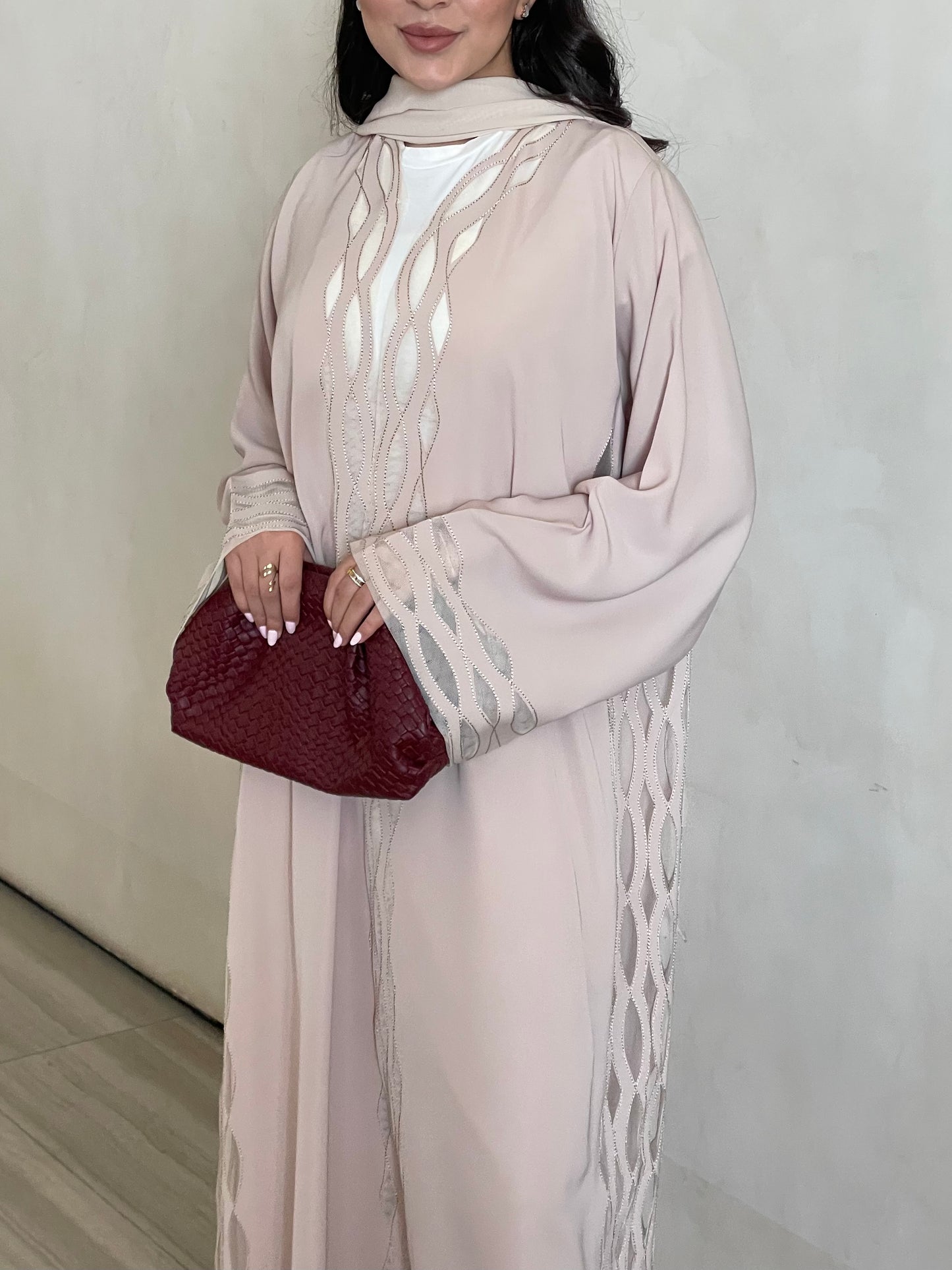 S388 - Beige straight cut abaya