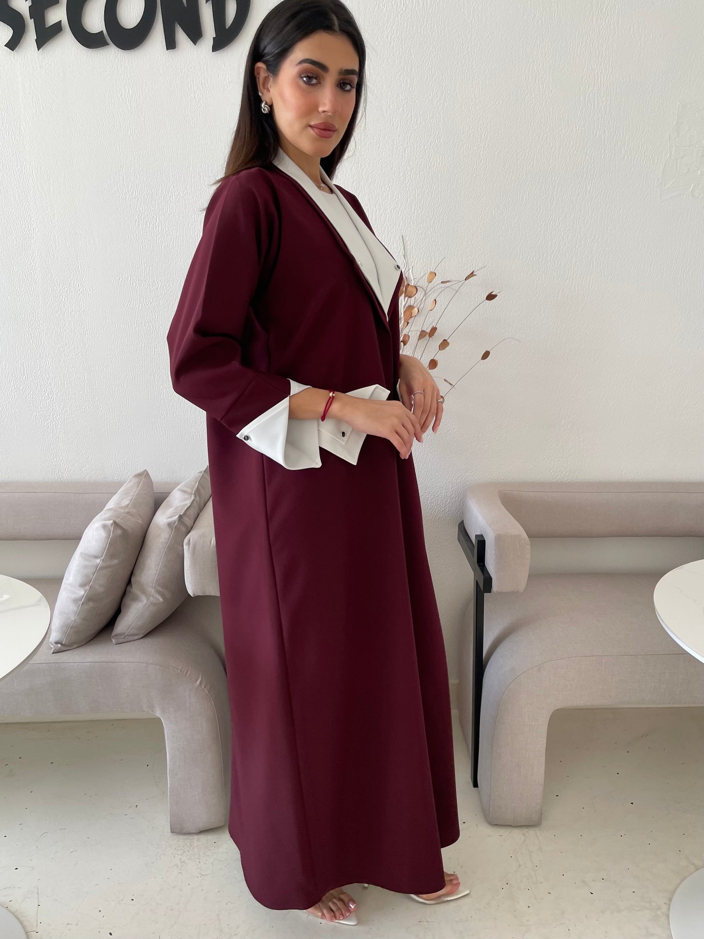 S172 - Formal maroon abaya