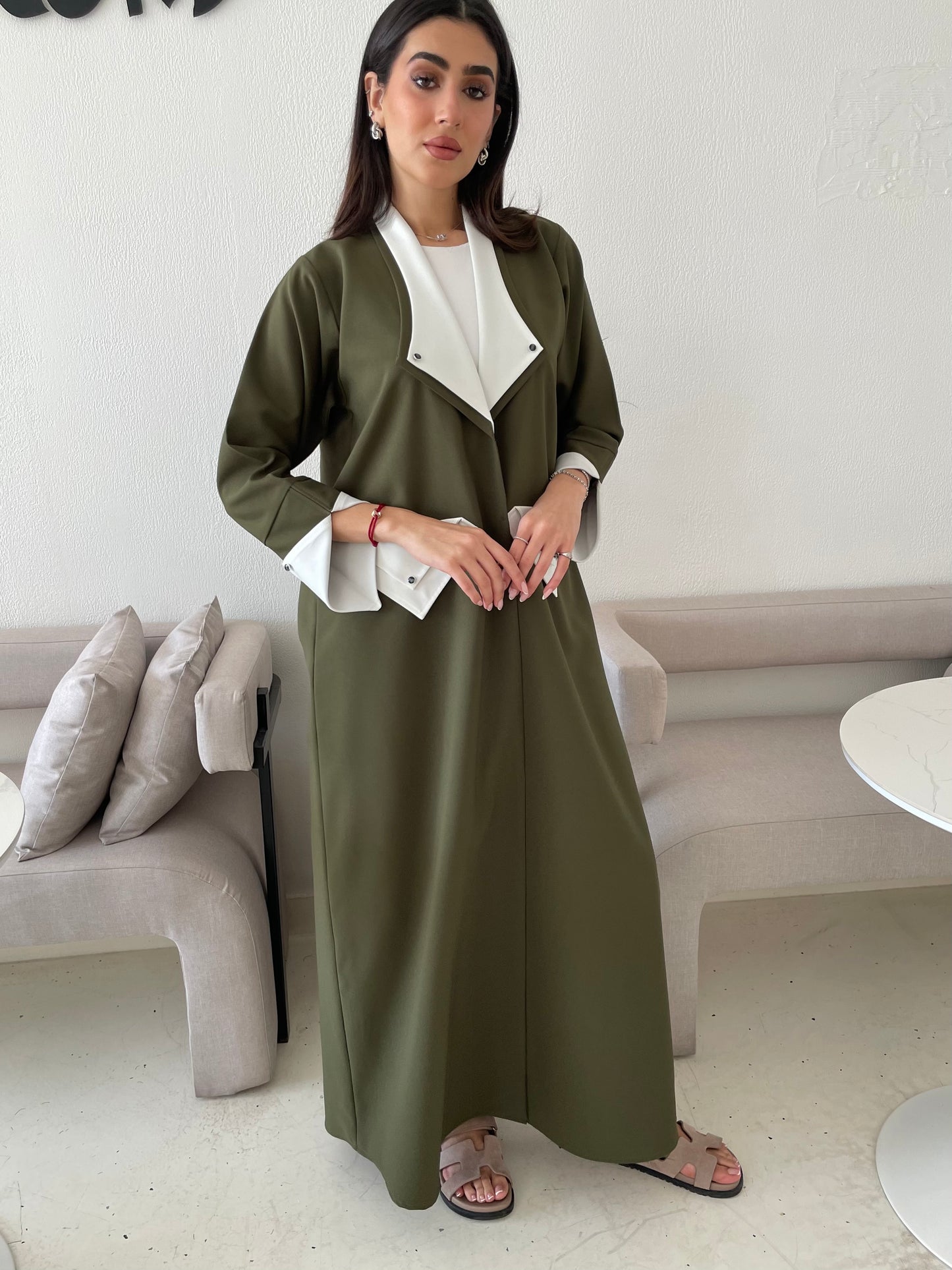 S173 - Formal olive abaya