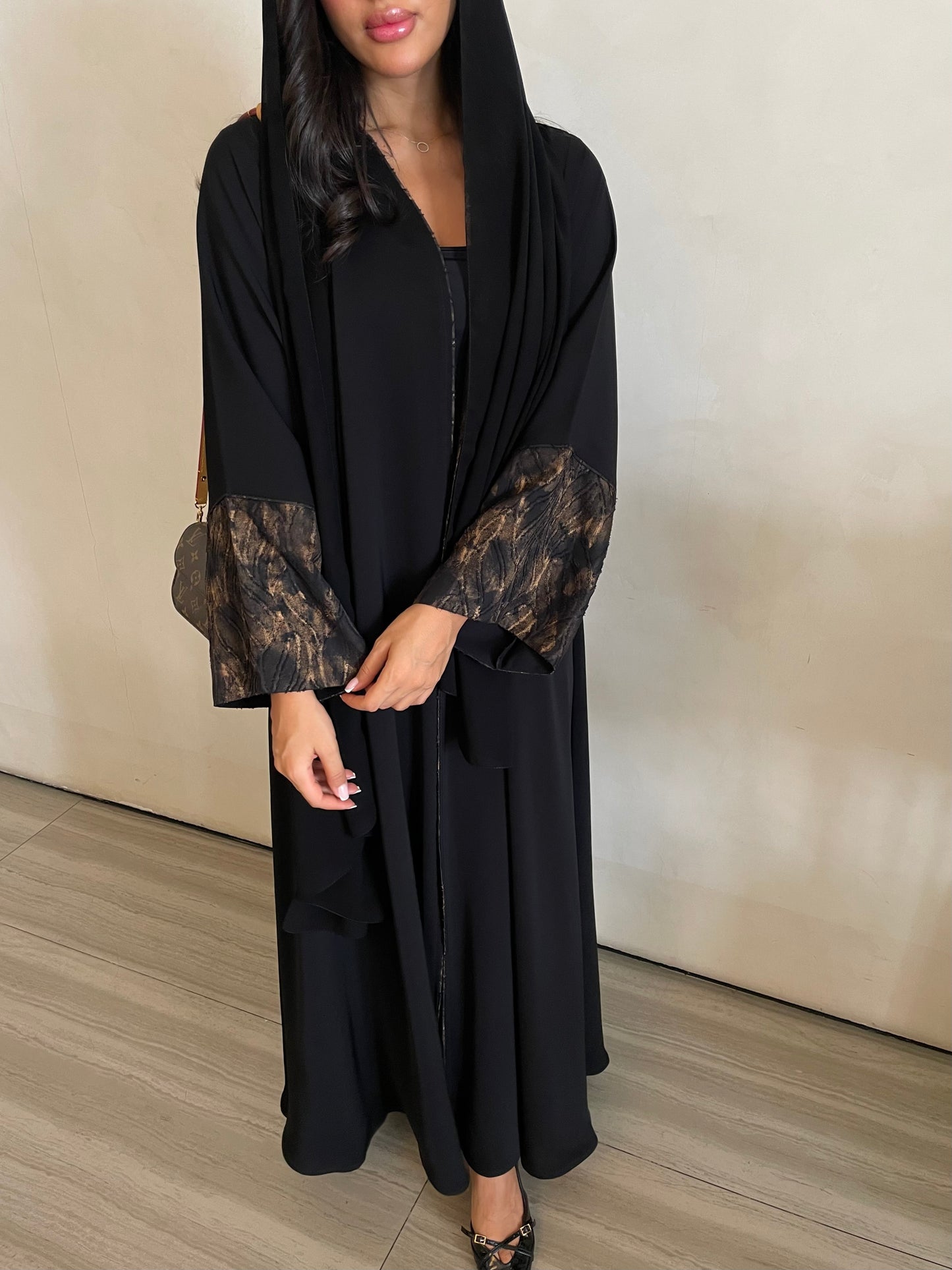 S405 - black abaya dusty fabric sleeves