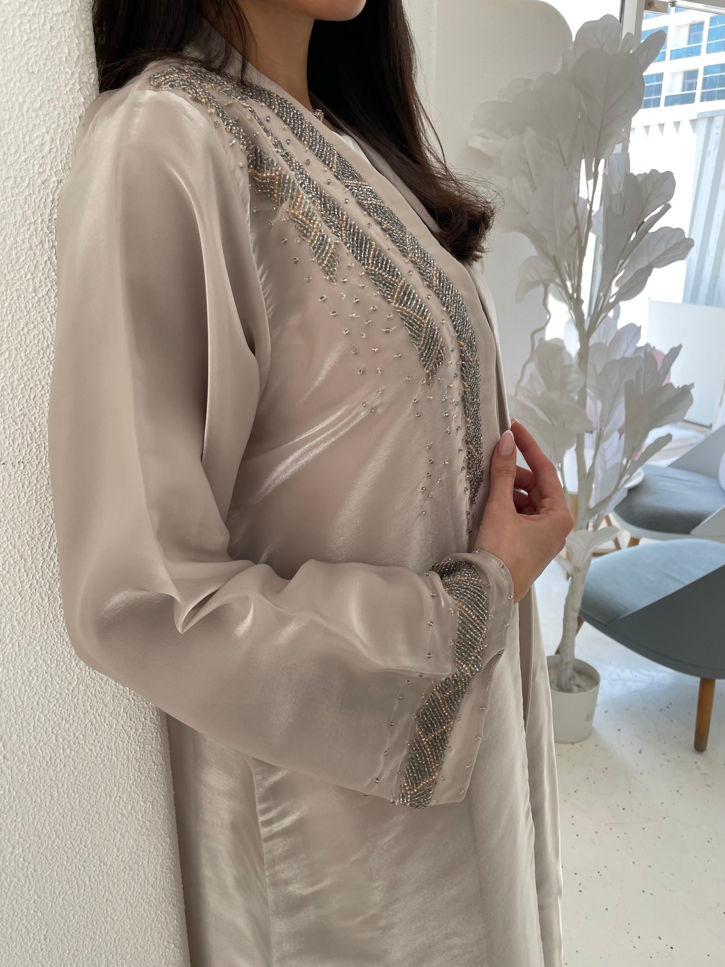 S164 - Shinny abaya with crystals