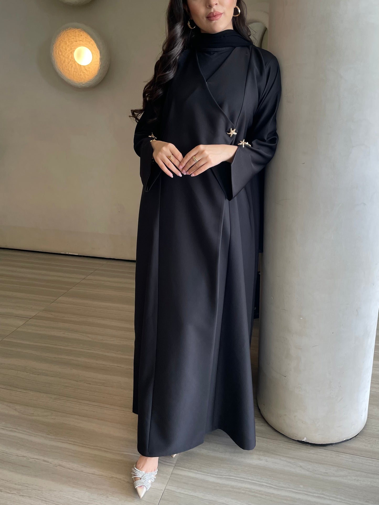 S371 - Black straight cut crepe abaya