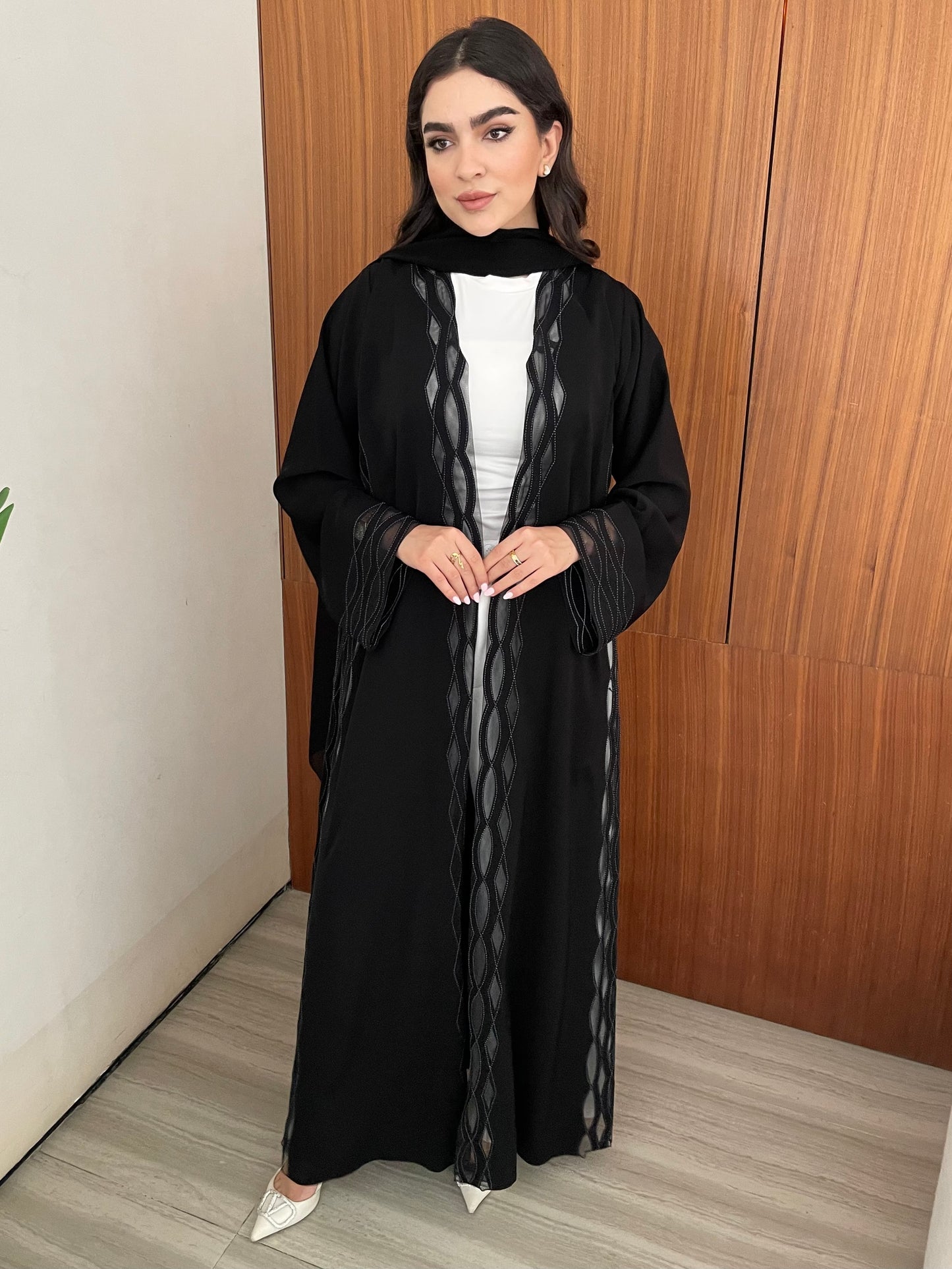S387 - black straight cut abaya