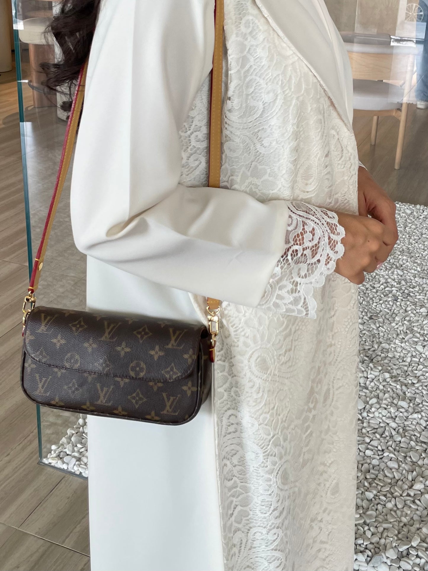 S413 - Blazer style abaya with dantel