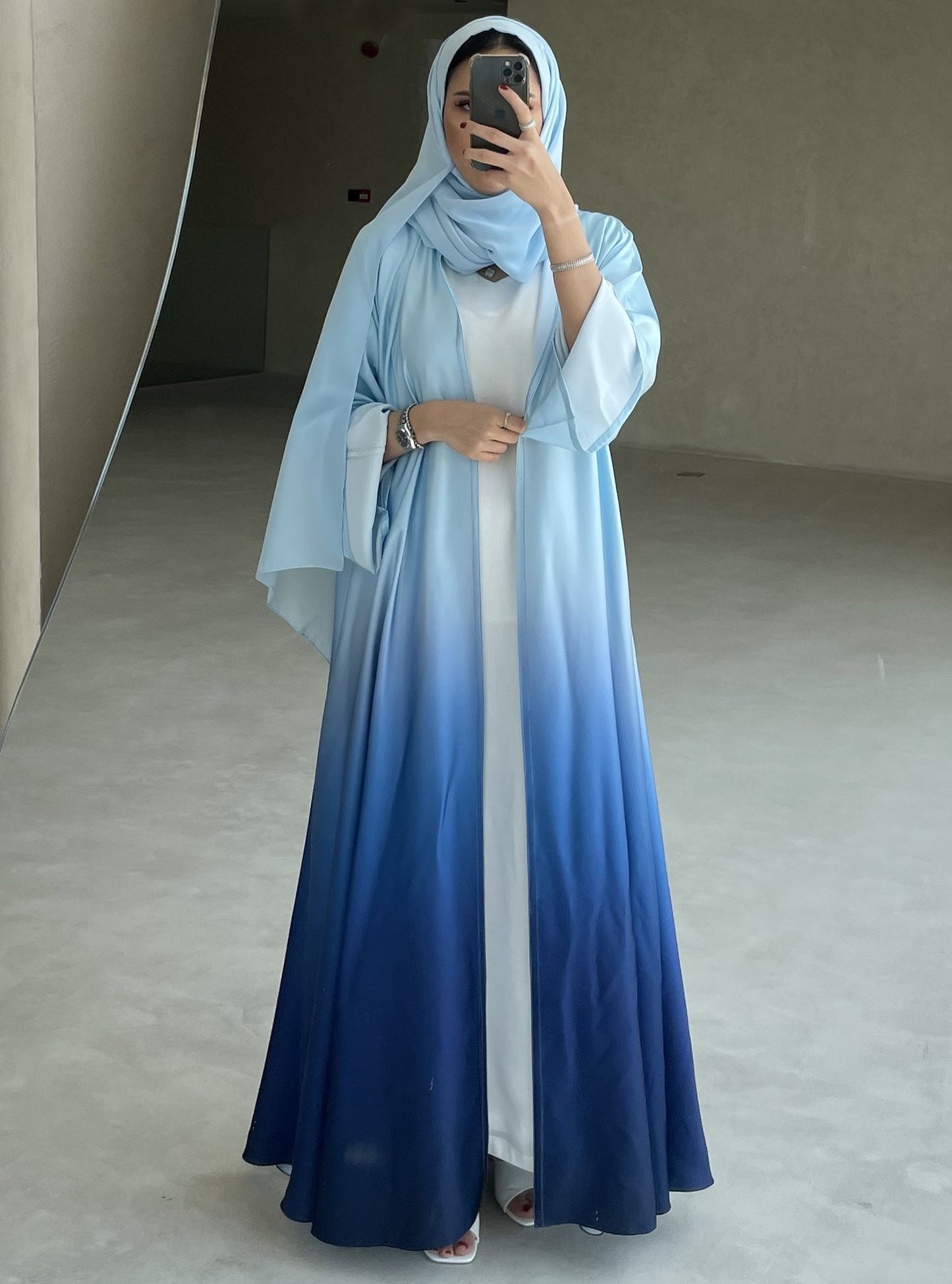 S006 - Blue ombre silky abaya