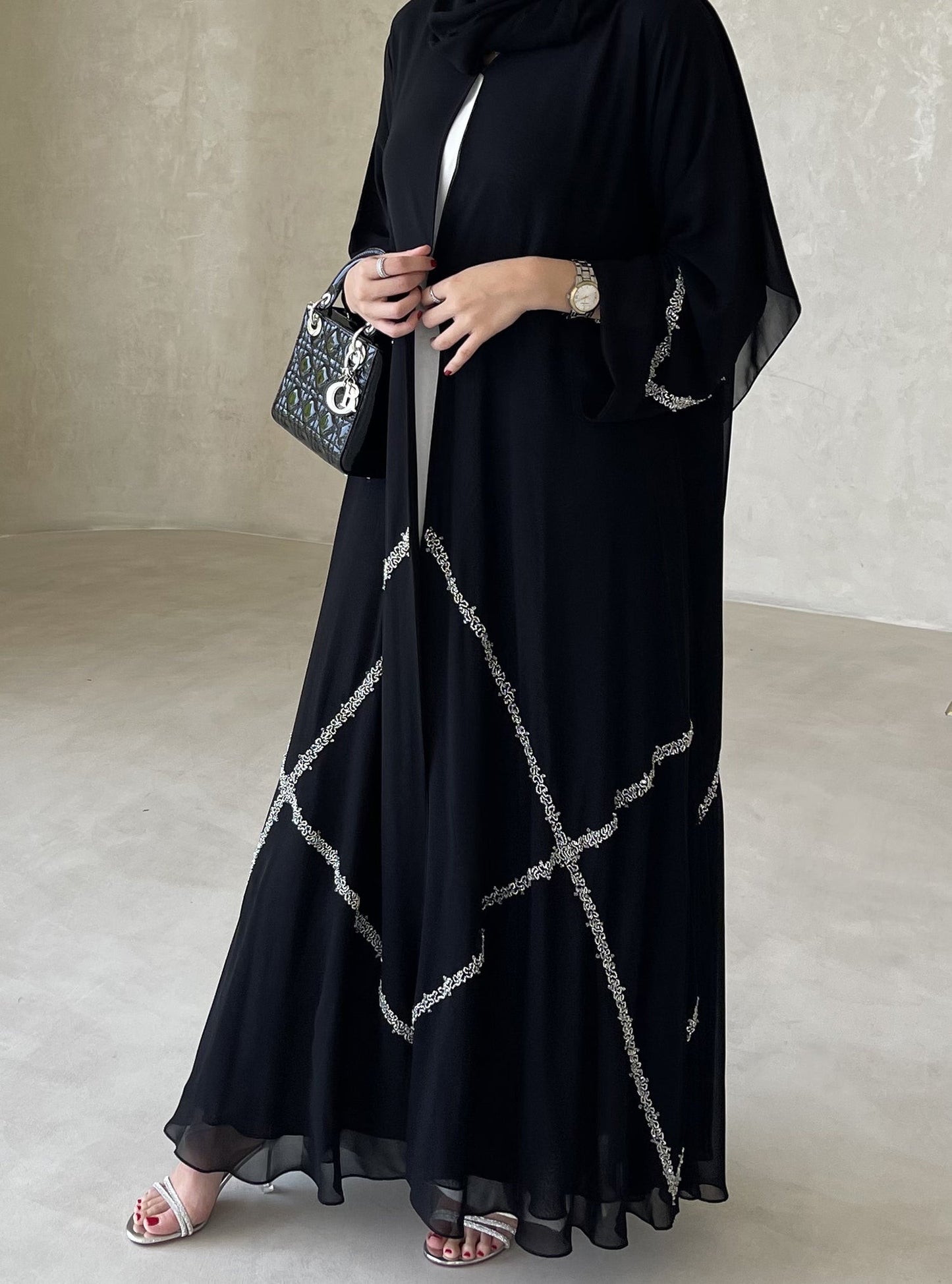 S001 - A shape chiffon