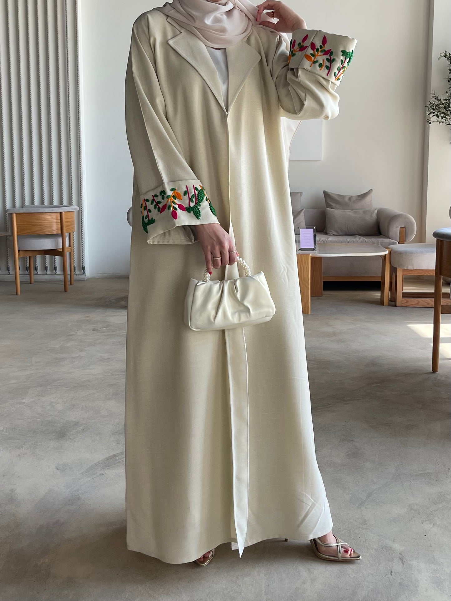 S045 - Half bisht linen abaya with floral design