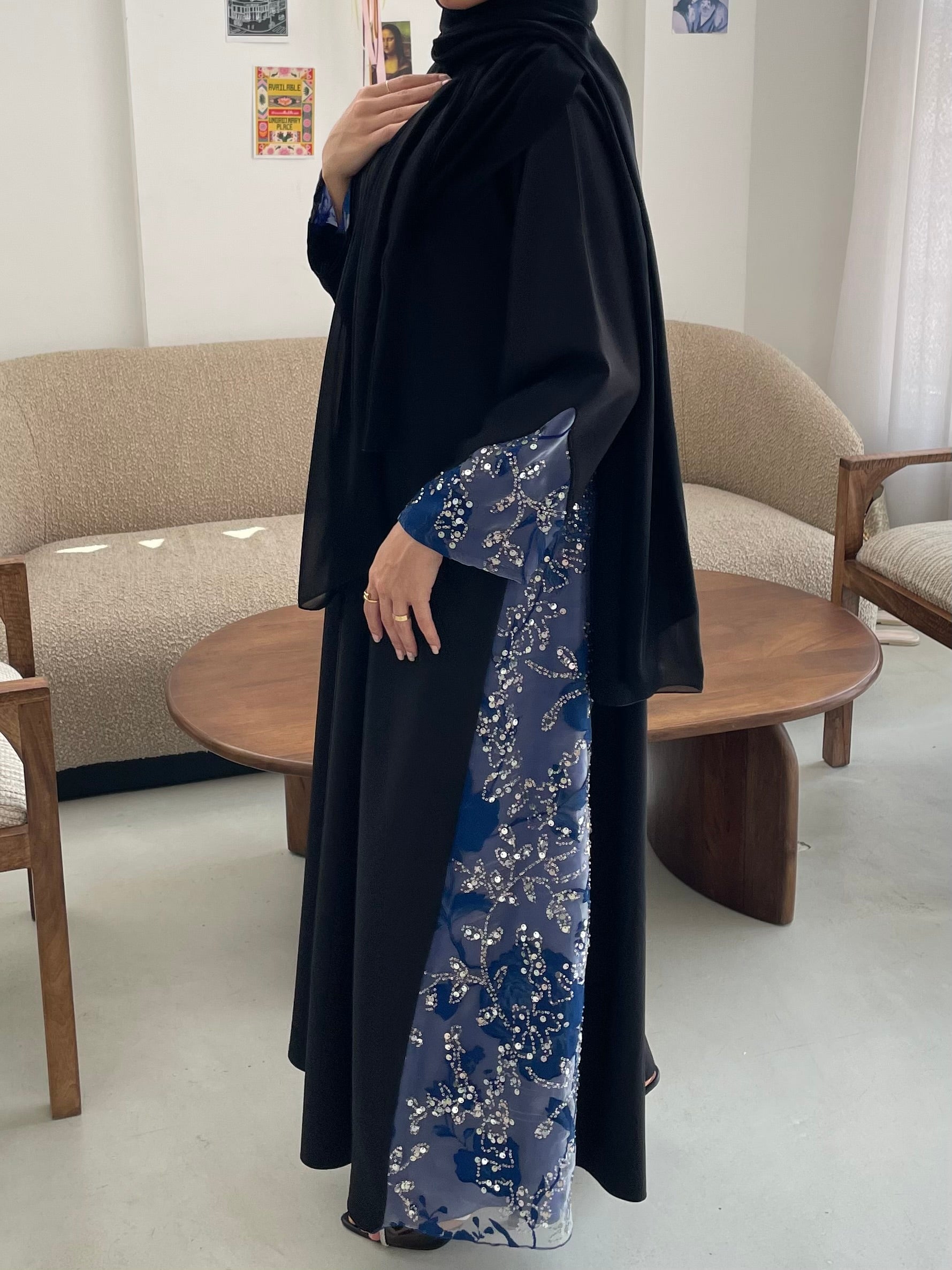 S362- Black nada abaya with blue toor