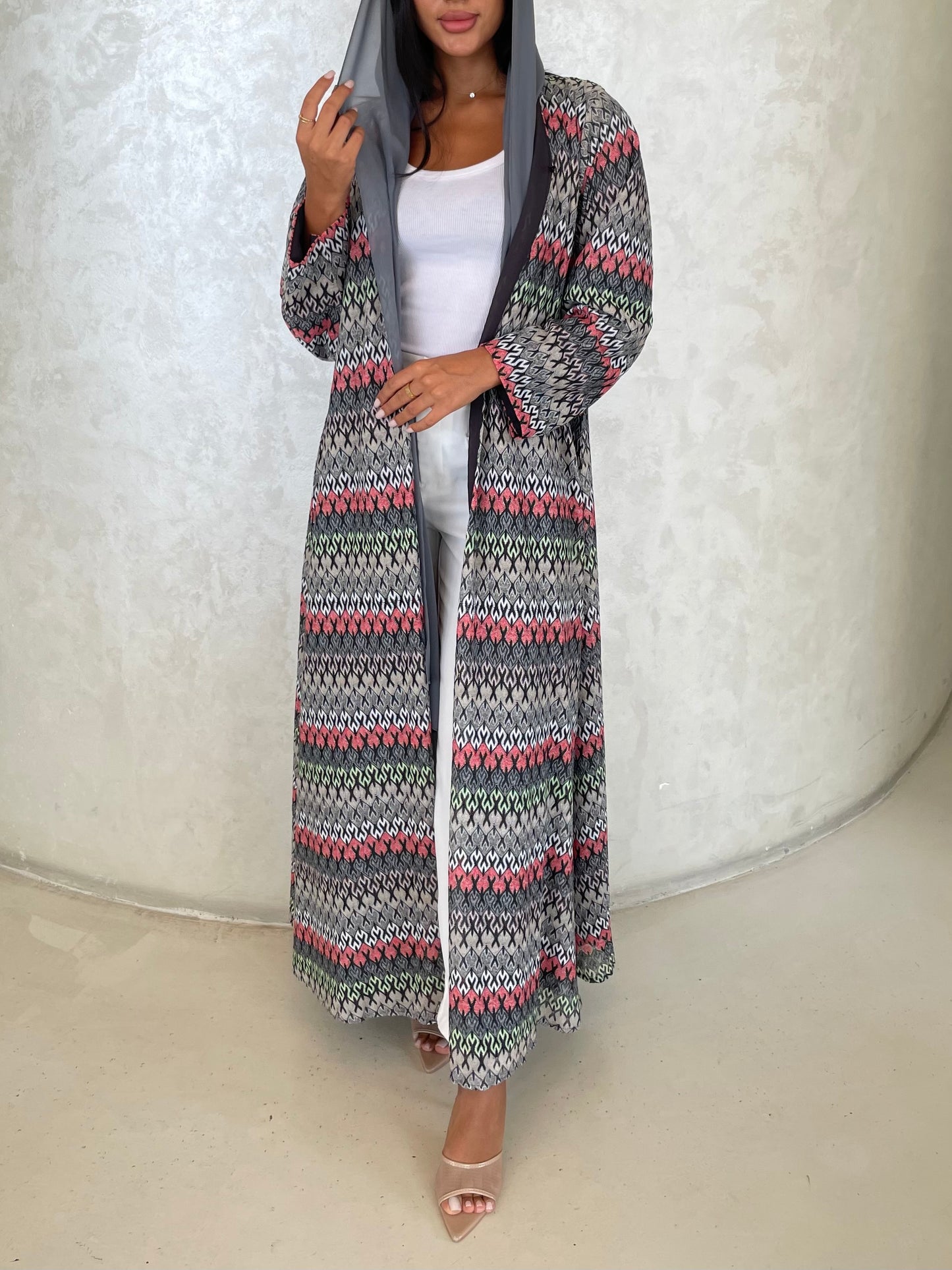 S426- tredy colored kaloosh abaya