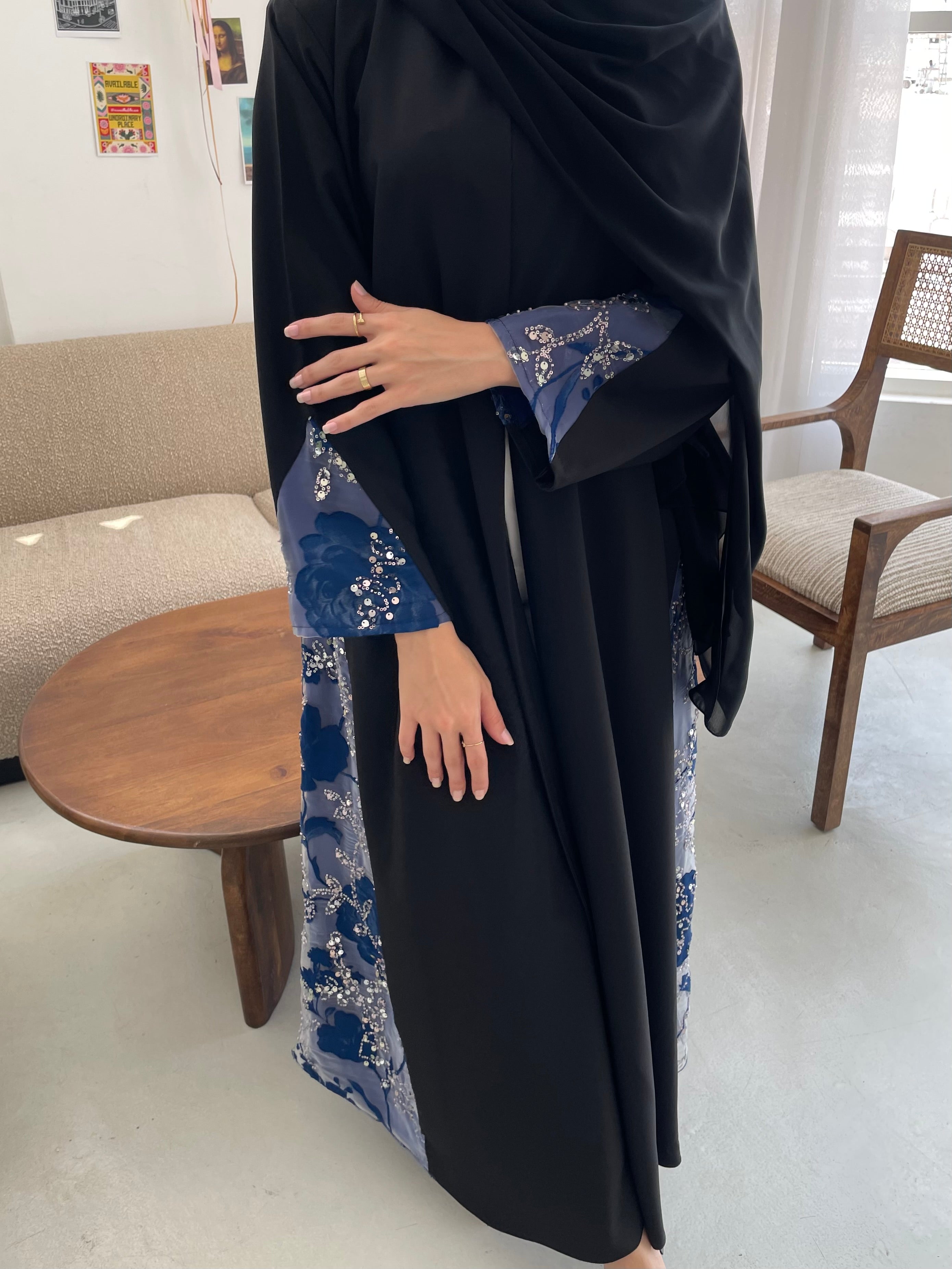 S362- Black nada abaya with blue toor