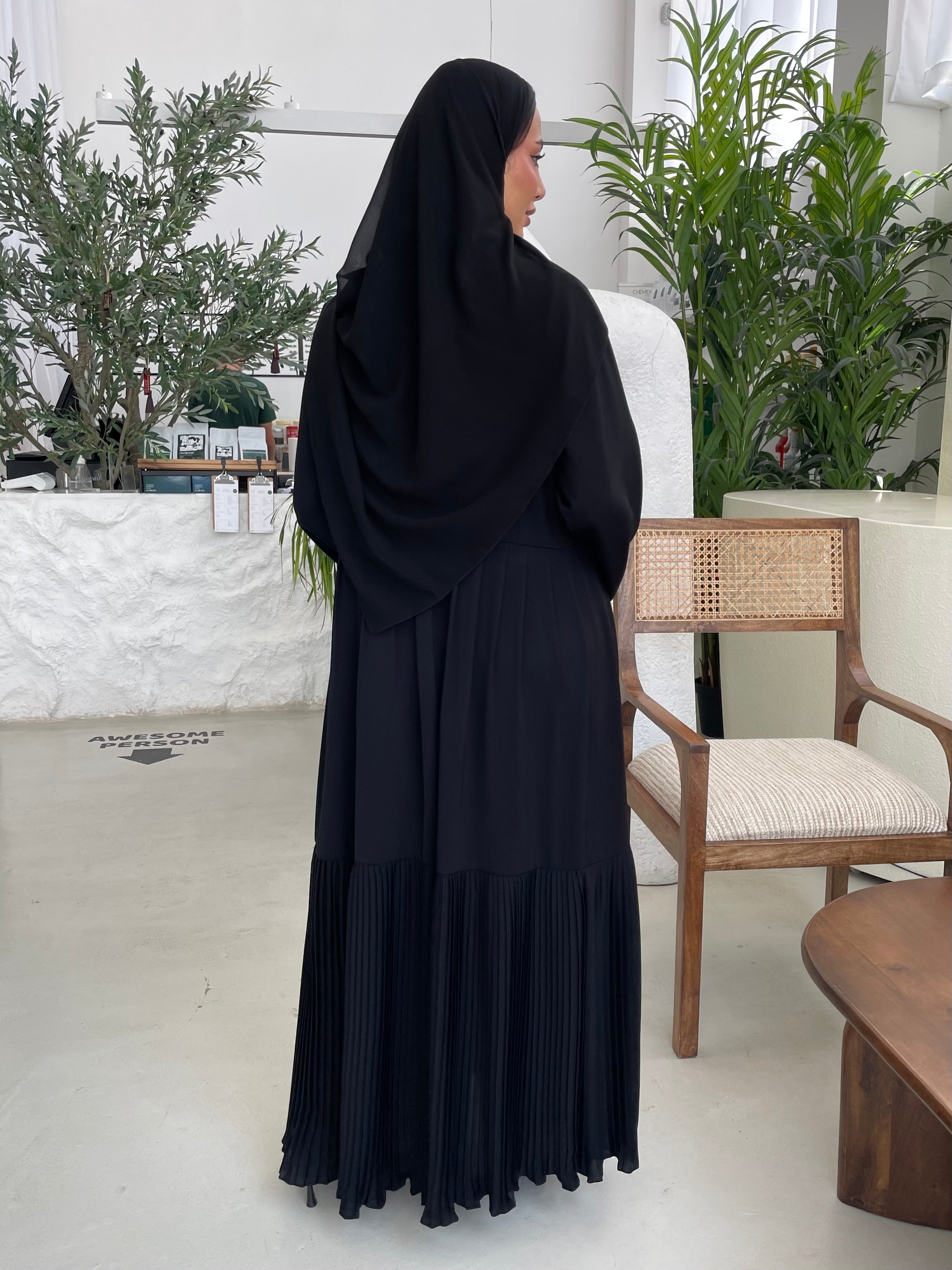 S364 - Black nada pleated abaya