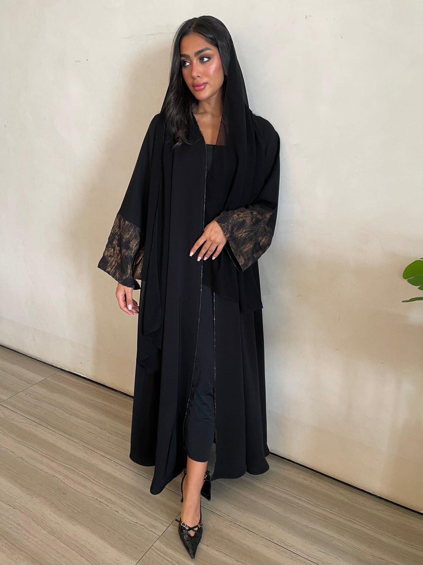 S405 - black abaya dusty fabric sleeves