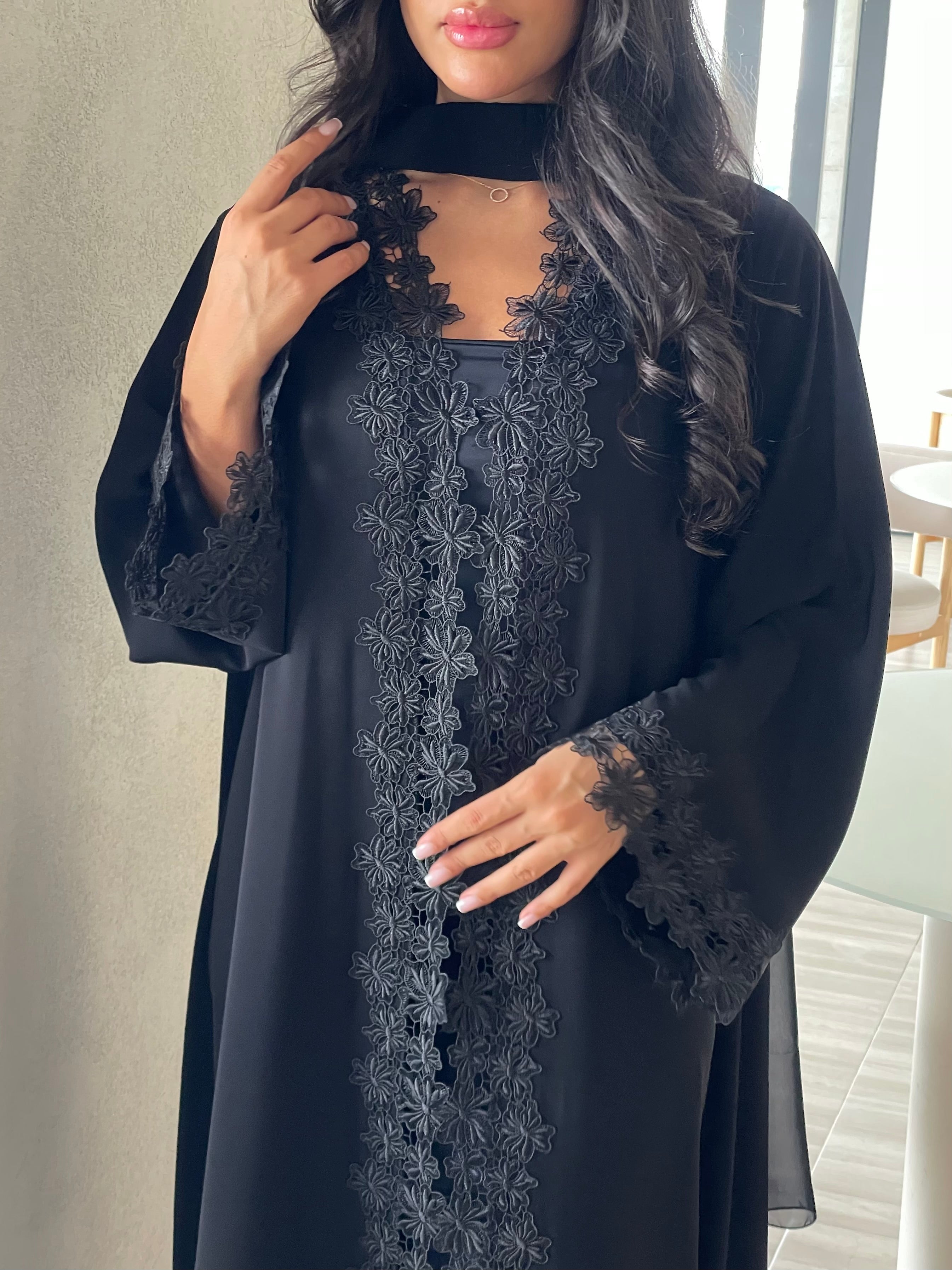 S402- black dantel abaya