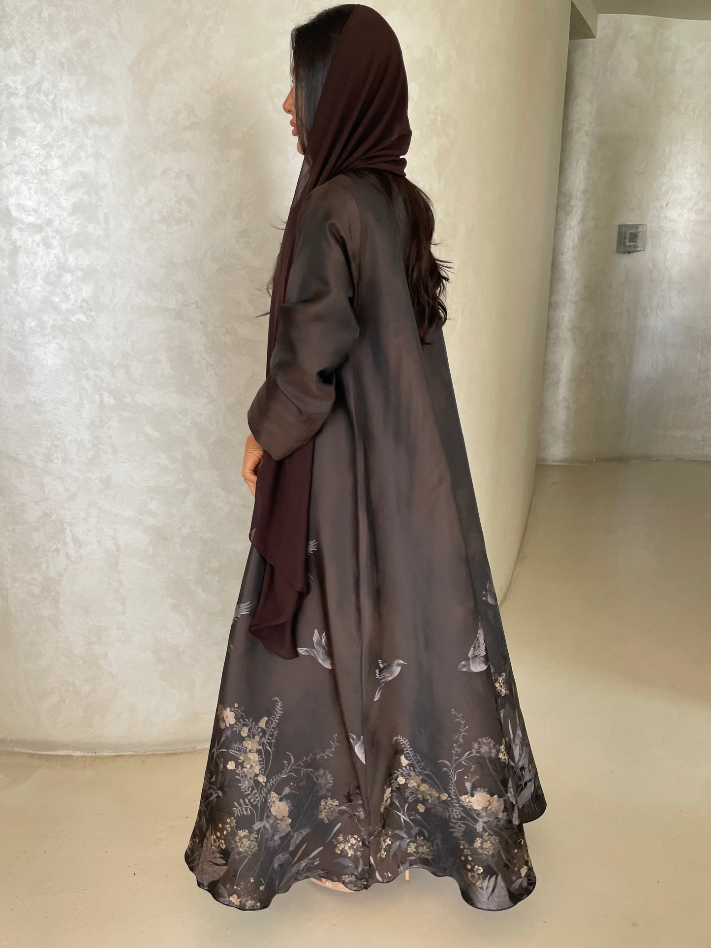 S422- brown printed kaloosh abaya