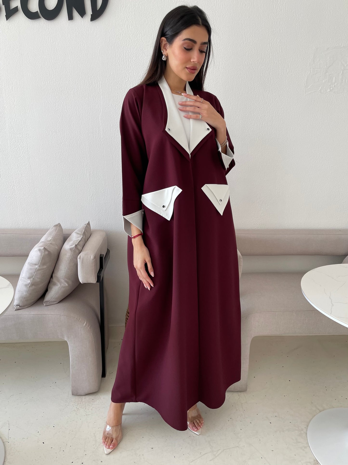 S172 - Formal maroon abaya