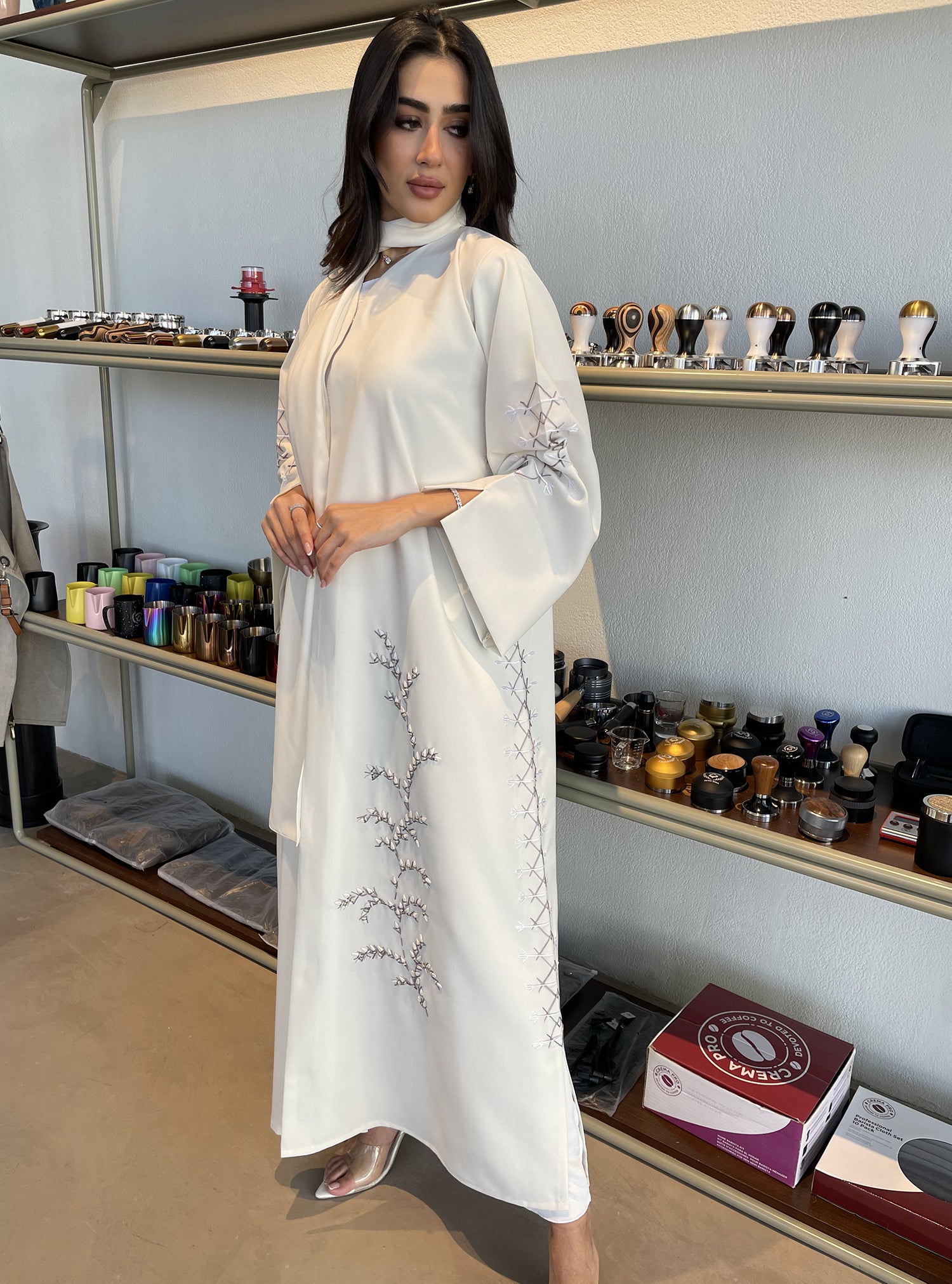 S111 - straight cut white abaya