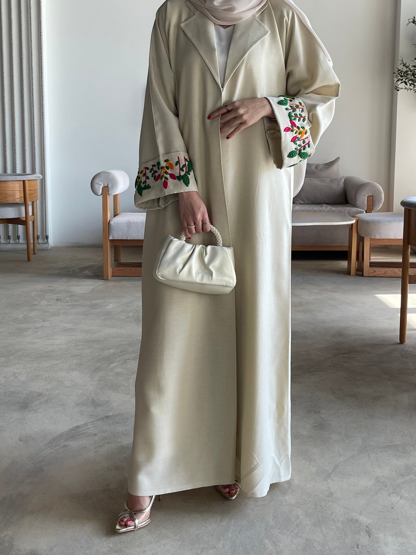 S045 - Half bisht linen abaya with floral design