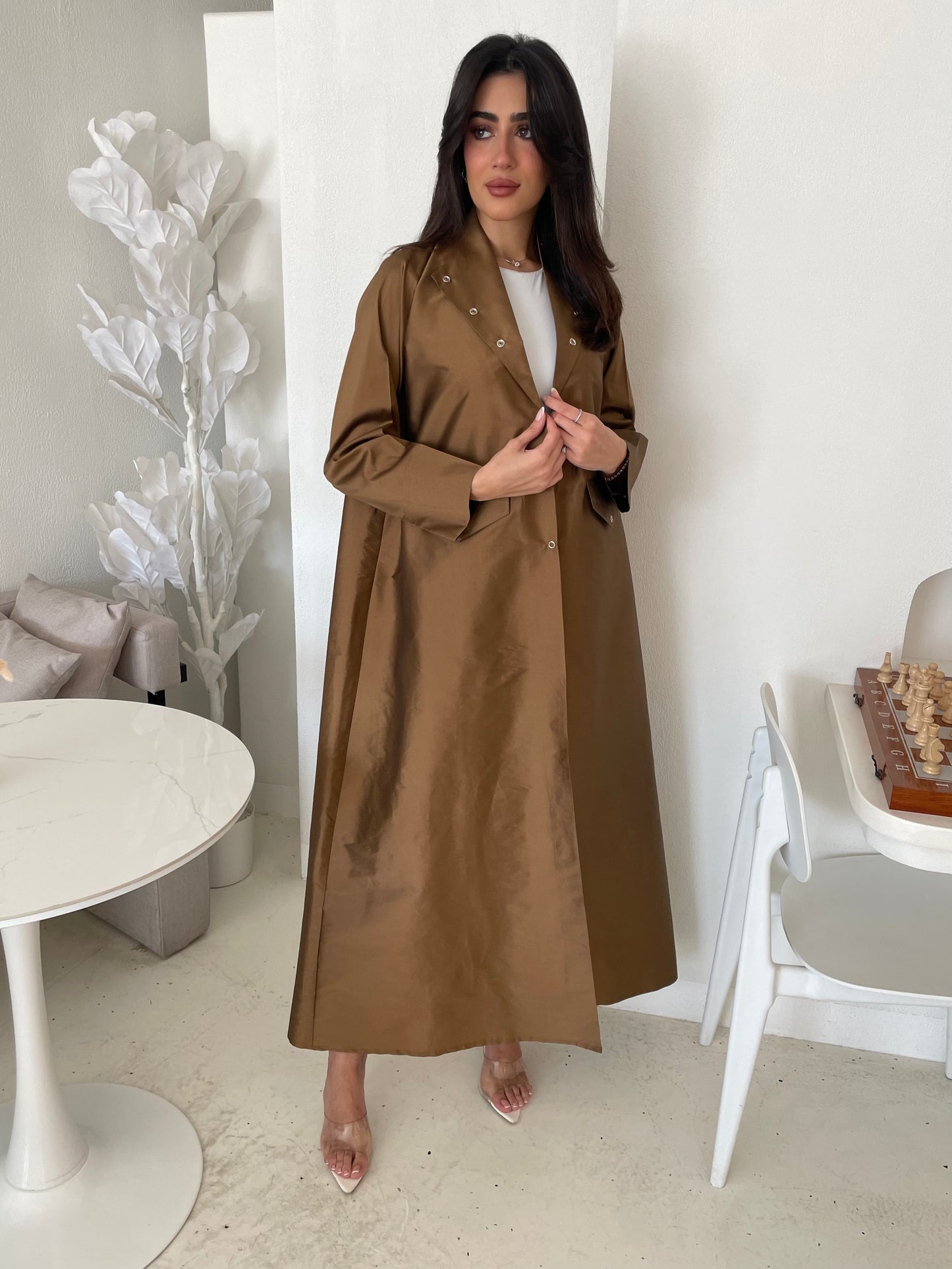 S162 - Formal brown tefta with pokets
