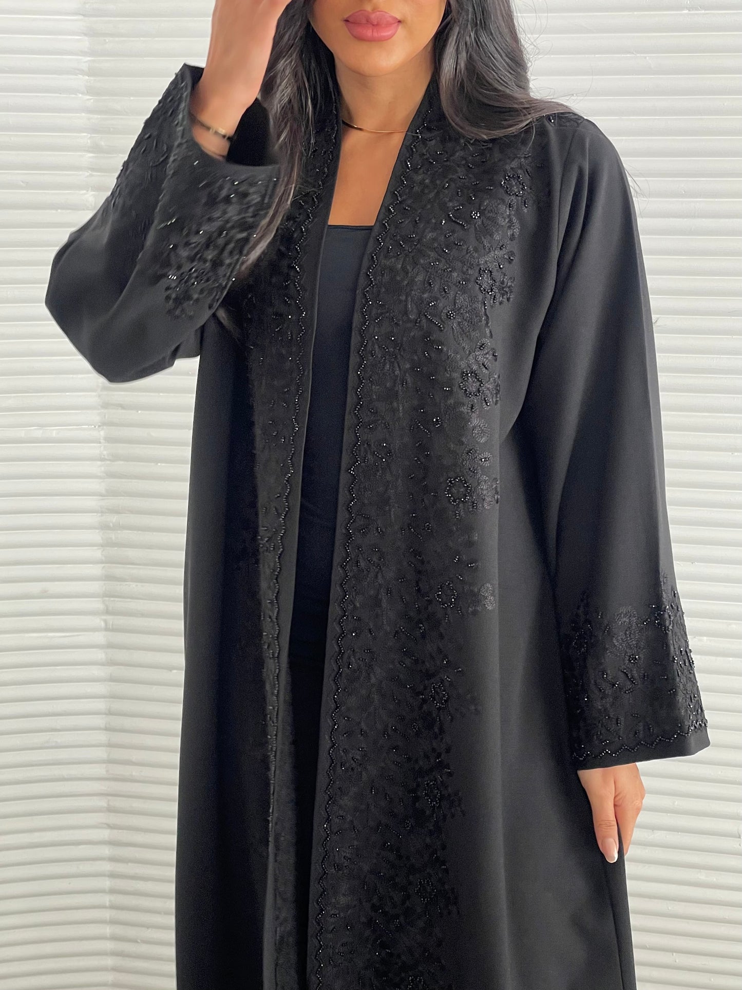 S352 - straight bisht abaya