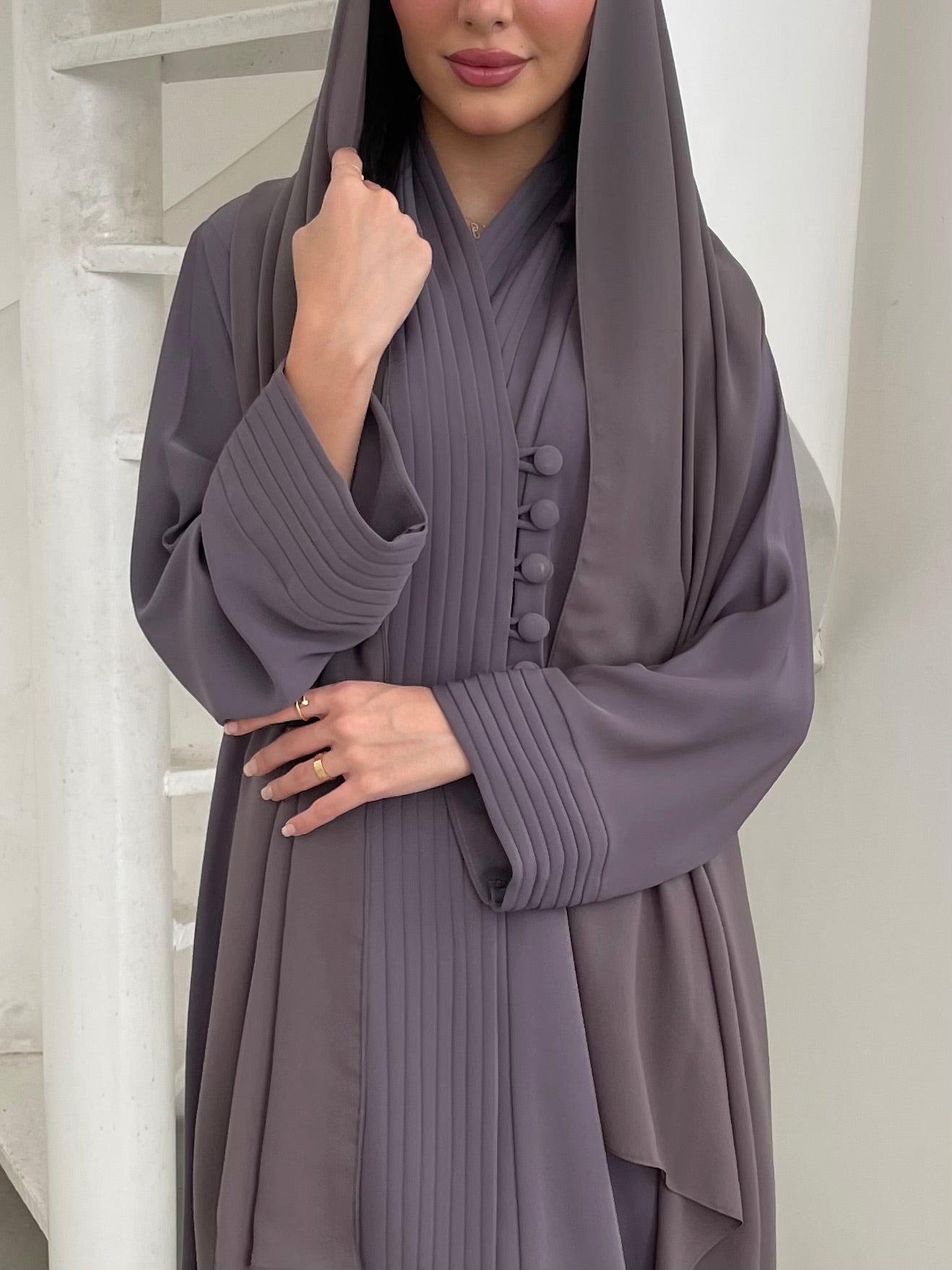 S368 Grey buttoned abaya