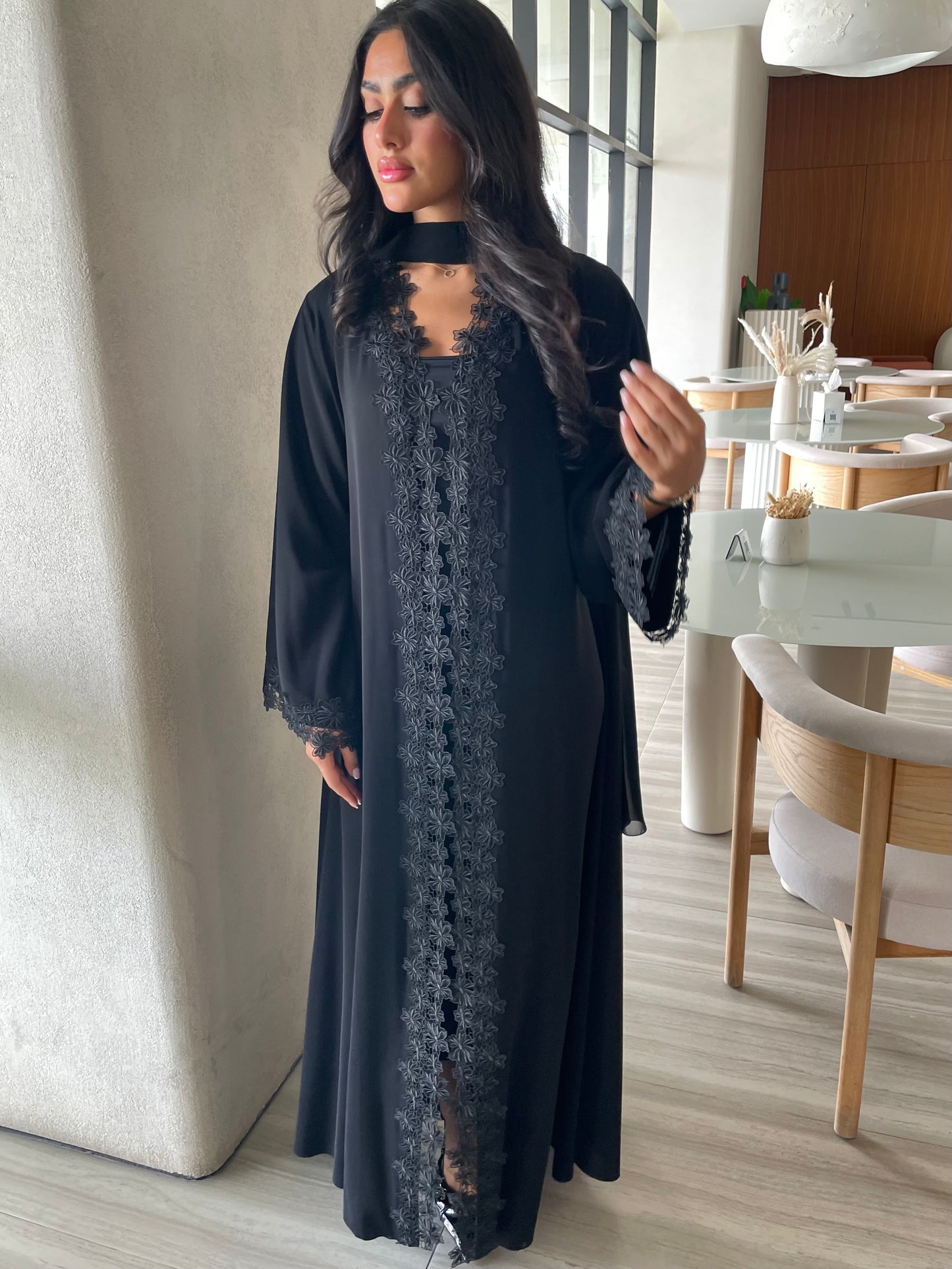 S402- black dantel abaya