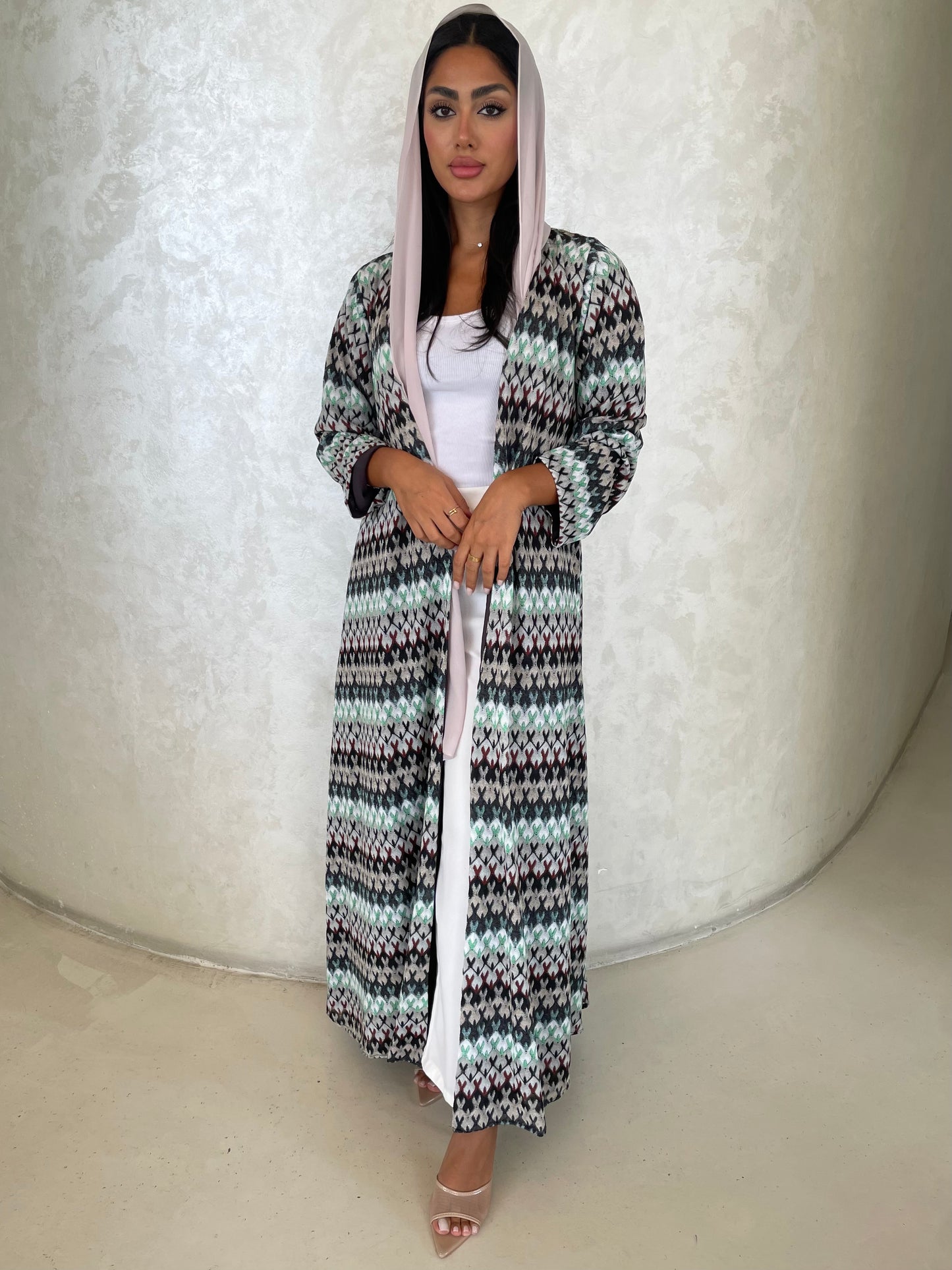 S425- trendy colored kaloosh abaya