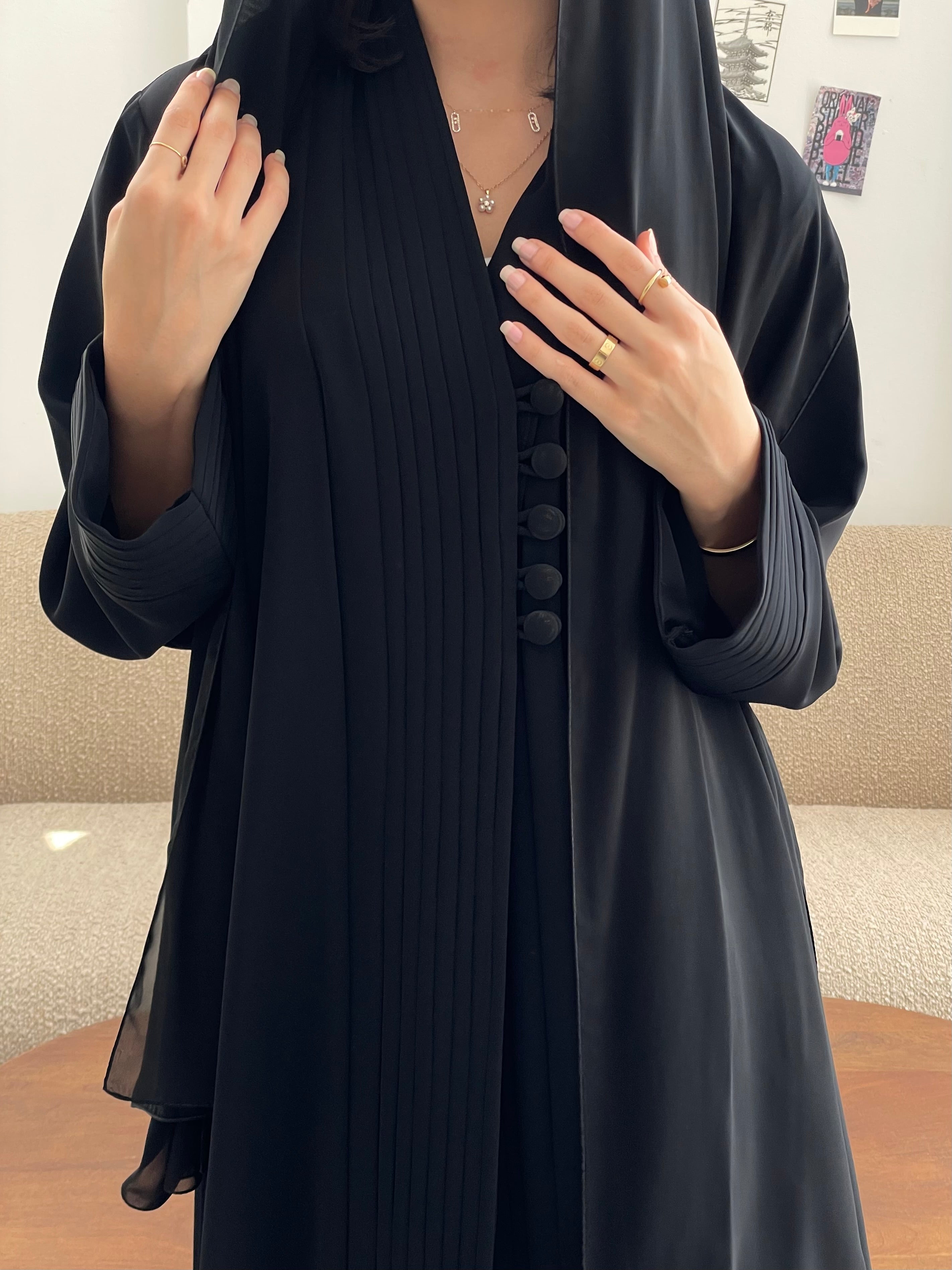 S367 black buttoned abaya
