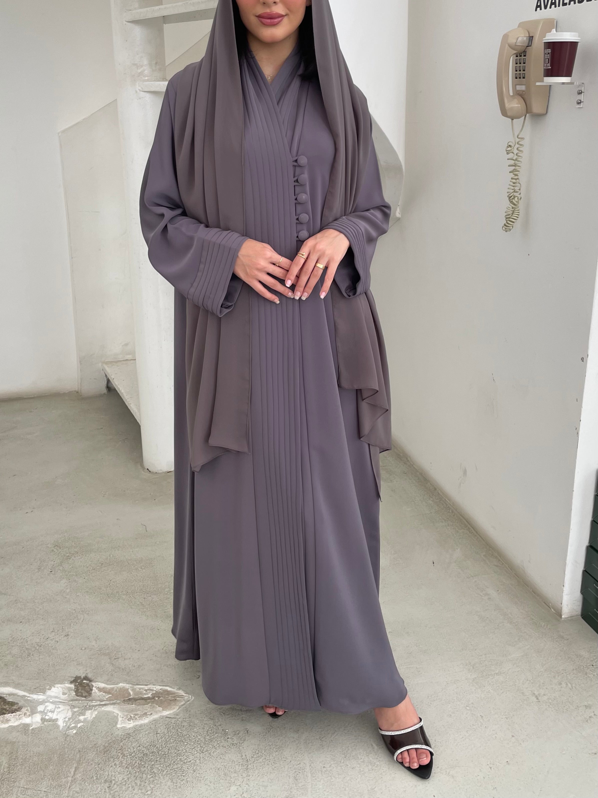 S368 Grey buttoned abaya