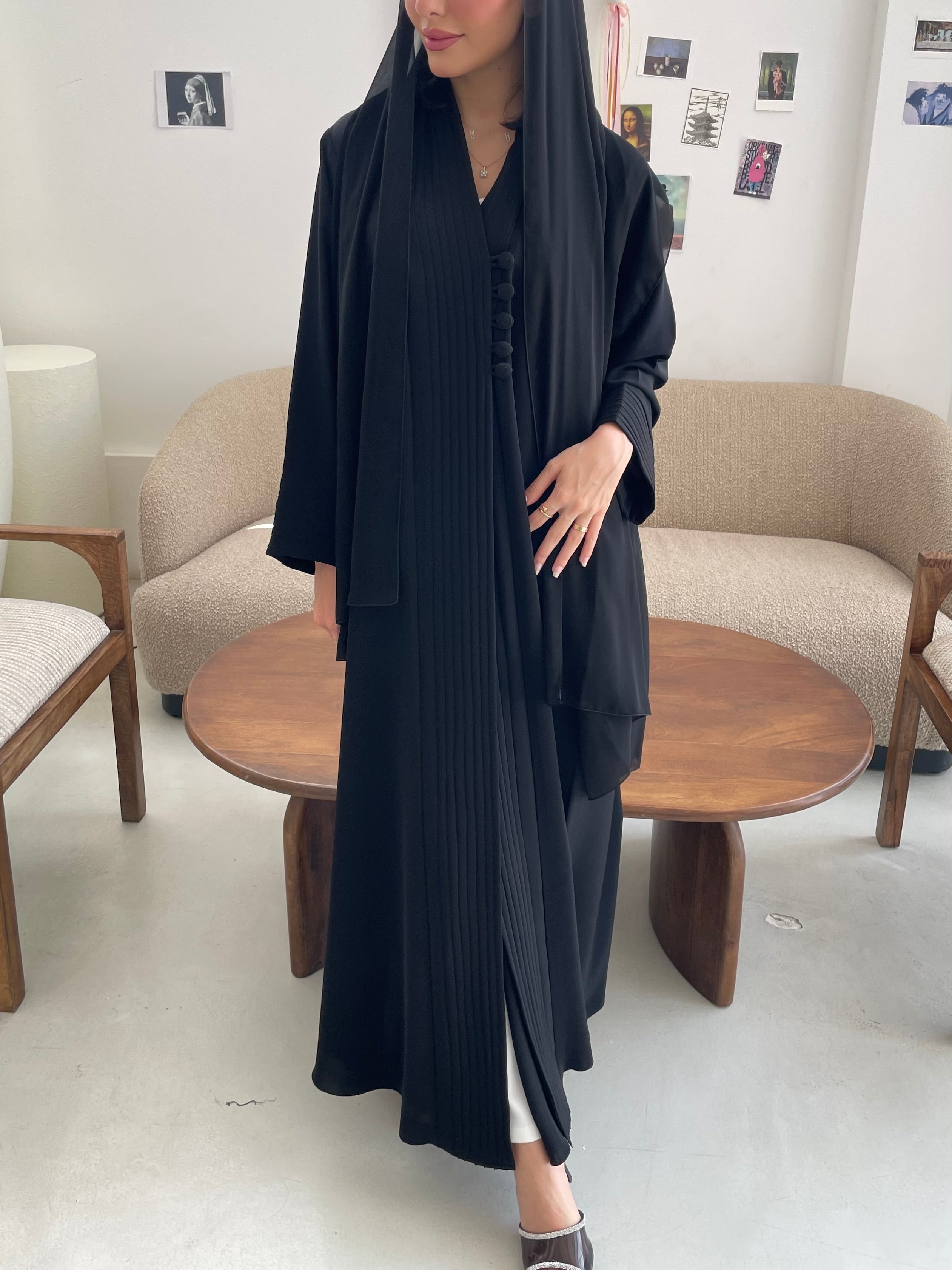 S367 black buttoned abaya
