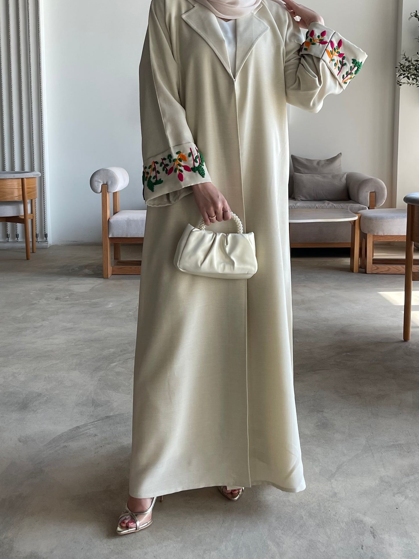 S045 - Half bisht linen abaya with floral design