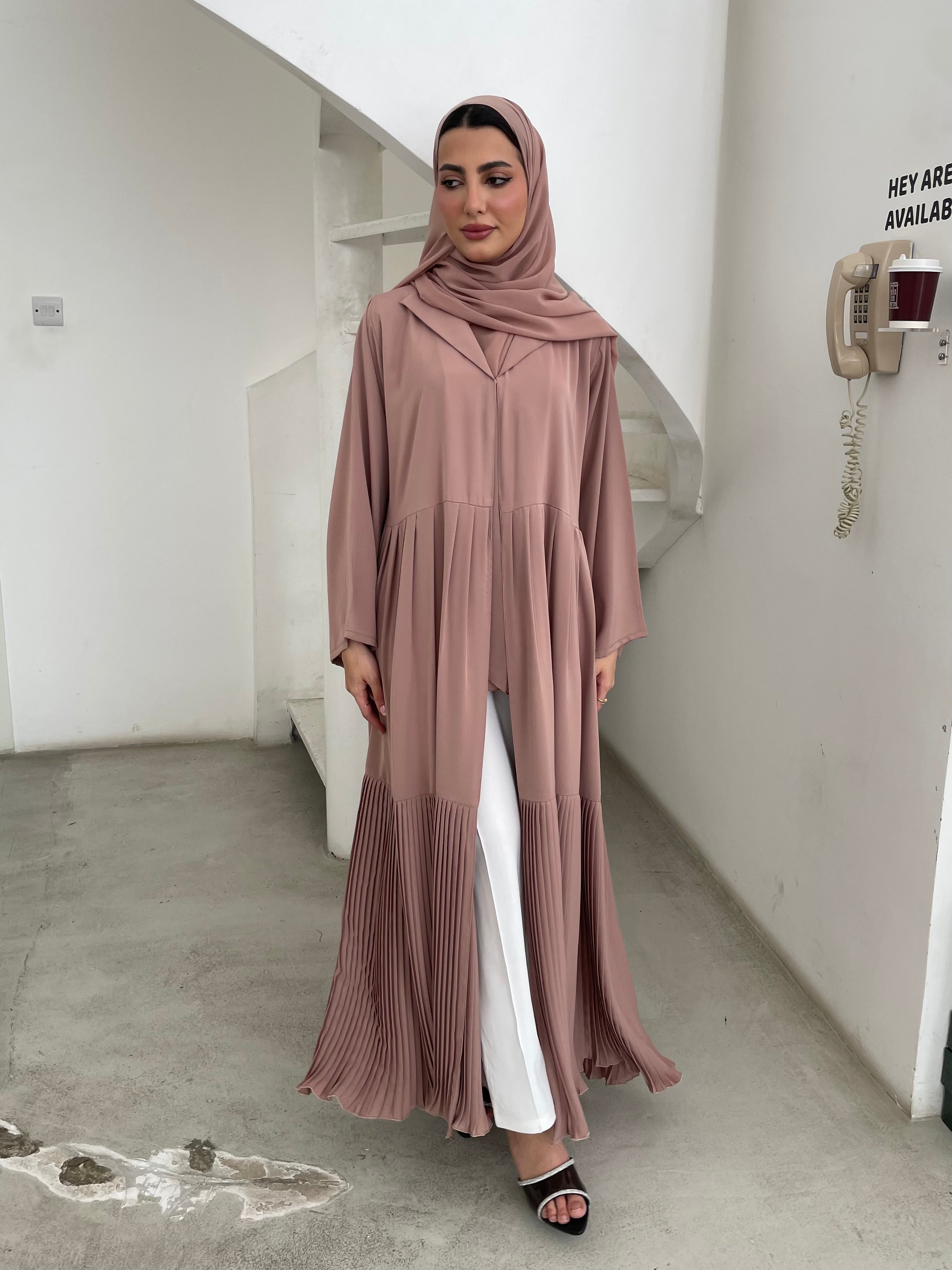 S366 Beige pleated abaya